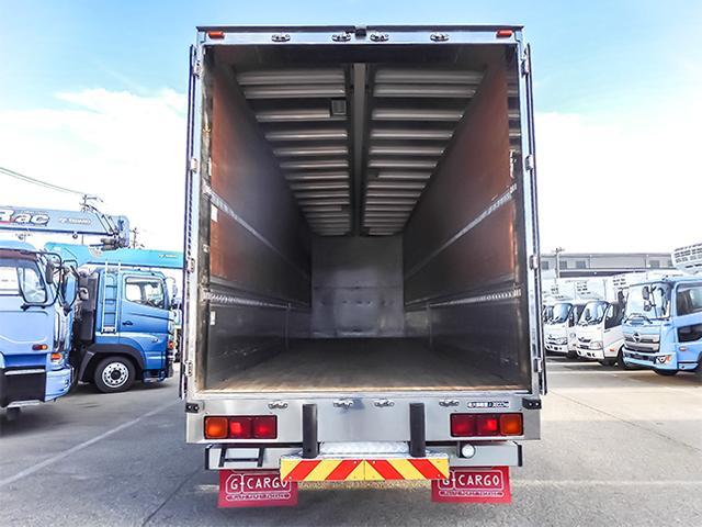 ギガ  トレクス製アルミウイング 低床 ハイルーフ リターダー 後輪エアサス 2デフ 最大積載13,800kg 荷台寸法(長961×幅239×高264) 10トン 10t 対応免許/大型免許(8枚目)