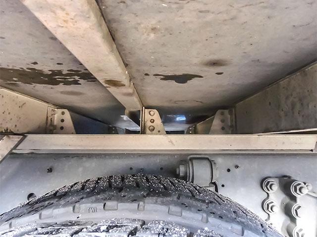 ギガ  トレクス製アルミウイング 低床 ハイルーフ リターダー 後輪エアサス 2デフ 最大積載13,800kg 荷台寸法(長961×幅239×高264) 10トン 10t 対応免許/大型免許(23枚目)