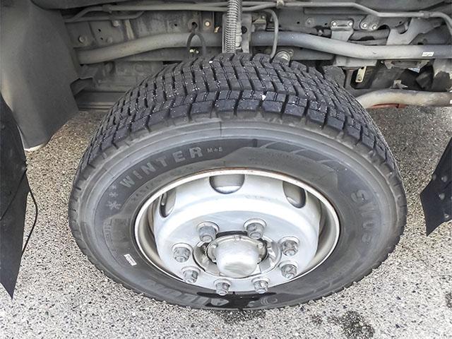 ギガ  トレクス製アルミウイング 低床 ハイルーフ リターダー 後輪エアサス 2デフ 最大積載13,800kg 荷台寸法(長961×幅239×高264) 10トン 10t 対応免許/大型免許(28枚目)