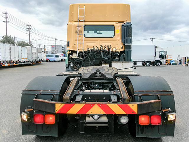 プロフィア  トレーラーヘッド ハイルーフ 後輪エアサス アルミホイール 410馬力 プロシフト 第五輪荷重11,500kg 10トン 10t 対応免許/大型免許(8枚目)