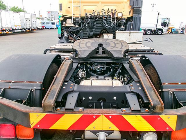 プロフィア  トレーラーヘッド ハイルーフ 後輪エアサス アルミホイール 410馬力 プロシフト 第五輪荷重11,500kg 10トン 10t 対応免許/大型免許(16枚目)