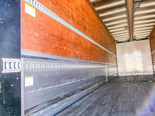 クオン  日本トレクス製アルミウイング ハイルーフ 後輪エアサス 2デフ エスコット 最大積載13,500kg 荷台寸法(長961×幅241×高265) 10トン 10t 対応免許/大型免許(10枚目)
