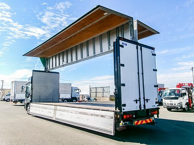 クオン  日本トレクス製アルミウイング ハイルーフ 後輪エアサス 2デフ エスコット 最大積載13,500kg 荷台寸法(長961×幅241×高265) 10トン 10t 対応免許/大型免許(16枚目)