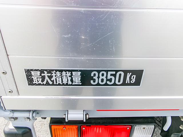 エルフトラック 　タダノ製４段クレーン　ＺＸ２６４　ラジコン　ワイドボディ　積載３８５０ｋｇ　内フック７対　６速ミッション　荷台寸法（長３６４×幅２０８×高３９）　４トン　４ｔ　対応免許／８ｔ限定中型免許（45枚目）