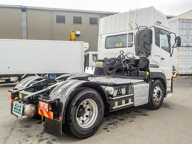 クオン トレーラーヘッド 車検あり 460馬力 アルミホイール 後輪エアサス エスコット 第五輪荷重11,500kg 10トン 10t 対応免許/大型免許(5枚目)