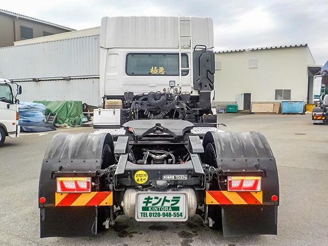 クオン トレーラーヘッド 車検あり 460馬力 アルミホイール 後輪エアサス エスコット 第五輪荷重11,500kg 10トン 10t 対応免許/大型免許(7枚目)