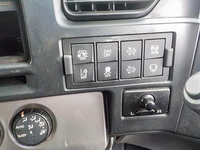 クオン トレーラーヘッド 車検あり 460馬力 アルミホイール 後輪エアサス エスコット 第五輪荷重11,500kg 10トン 10t 対応免許/大型免許(35枚目)