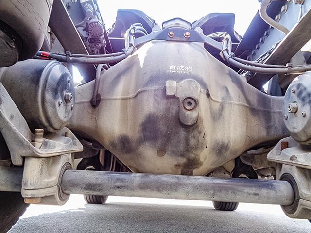 クオン トレーラーヘッド 車検あり ハイルーフ アルミホイール 後輪エアサス エスコット 460馬力 第五輪荷重11500kg 10トン 10t 対応免許/大型免許(20枚目)