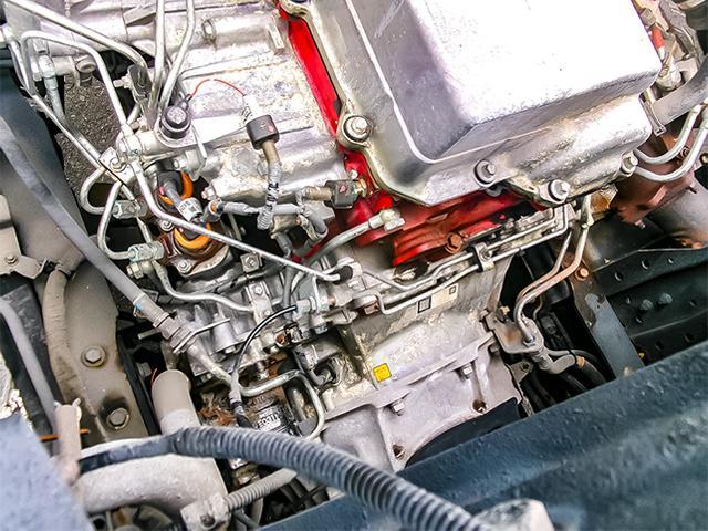 プロフィア トレーラーヘッド トラクタ ハイルーフ 450馬力 第5輪荷重11500kg リターダー ブタ鼻配線 プロシフト 10トン 10t 対応免許/大型免許(34枚目)