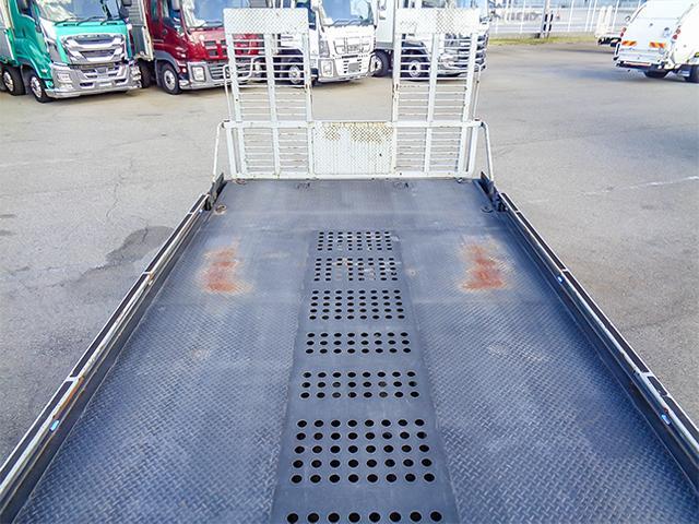 キャンター 古河製セルフローダー 積載3100kg ラジコン ウインチ 自動歩み カスタム 荷台寸法(長567×幅206) 2トン 2t 対応免許/準中型免許(14枚目)