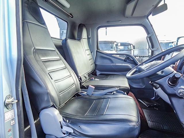 キャンター 古河製セルフローダー 積載3100kg ラジコン ウインチ 自動歩み カスタム 荷台寸法(長567×幅206) 2トン 2t 対応免許/準中型免許(32枚目)