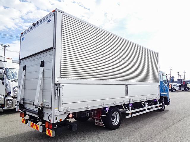 フォワード トレクス製アルミウイング 極東開発製跳ね上げパワーゲート ワイドボディ 後輪エアサス 最大積載2550kg 荷台寸法(長624×幅240×高241) 4トン 4t 対応免許/8t限定中型免許(6枚目)