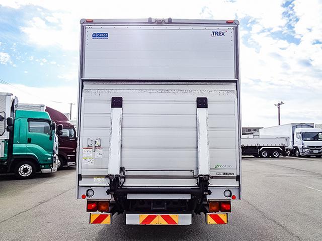 フォワード トレクス製アルミウイング 極東開発製跳ね上げパワーゲート ワイドボディ 後輪エアサス 最大積載2550kg 荷台寸法(長624×幅240×高241) 4トン 4t 対応免許/8t限定中型免許(8枚目)