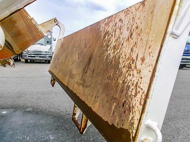 クオン 新明和製ダンプ リターダー 7速ミッション 電動コボレーン 2デフ 最大積載9,100kg 荷台寸法(長509×幅220×高49) 10トン 10t 対応免許/大型免許(23枚目)