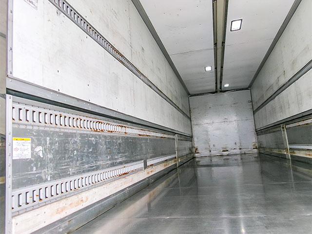 クオン トレクス製アルミウイング 総輪エアサス 門枠ステンレス 最大積載13,400kg 荷台寸法(長961×幅240×高249) 10トン 10t 対応免許/大型免許(10枚目)