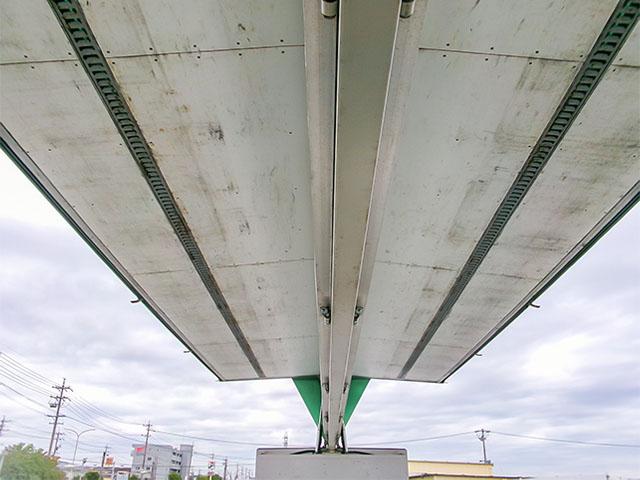 クオン トレクス製アルミウイング 総輪エアサス 門枠ステンレス 最大積載13,400kg 荷台寸法(長961×幅240×高249) 10トン 10t 対応免許/大型免許(24枚目)