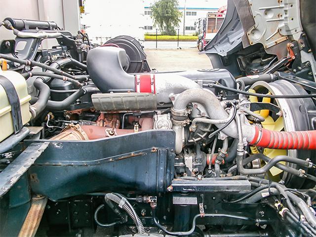 クオン トレクス製アルミウイング 総輪エアサス 門枠ステンレス 最大積載13,400kg 荷台寸法(長961×幅240×高249) 10トン 10t 対応免許/大型免許(37枚目)