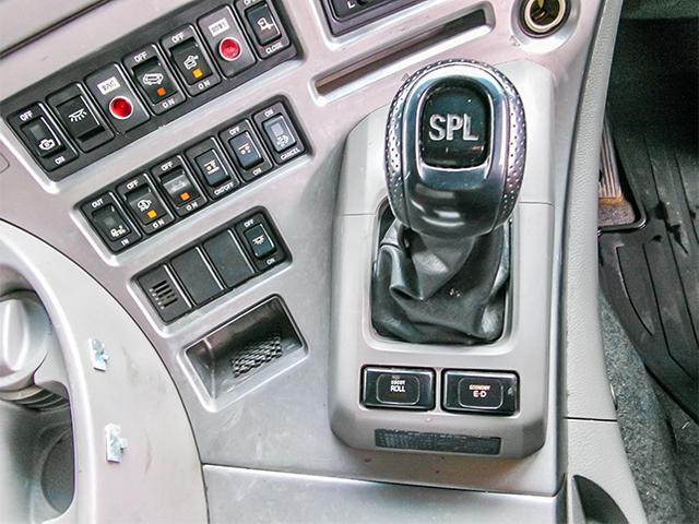 クオン トレクス製アルミウイング 総輪エアサス 門枠ステンレス 最大積載13,400kg 荷台寸法(長961×幅240×高249) 10トン 10t 対応免許/大型免許(45枚目)