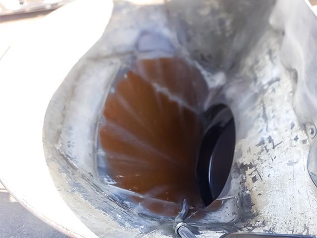 クオン カヤバ製ミキサー車 車検あり リターダー パワーシュート 2デフ 最大積載9,310kg 10トン 10t 対応免許/大型免許(12枚目)