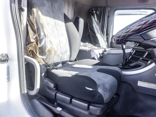 クオン カヤバ製ミキサー車 車検あり リターダー パワーシュート 2デフ 最大積載9,310kg 10トン 10t 対応免許/大型免許(27枚目)