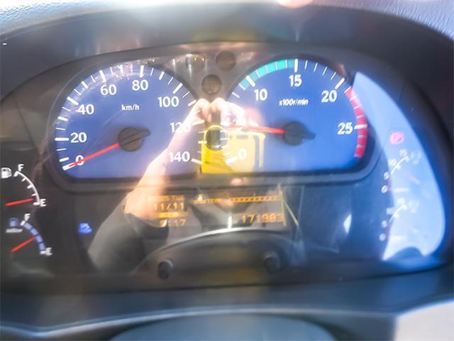 クオン カヤバ製ミキサー車 車検あり リターダー パワーシュート 2デフ 最大積載9,310kg 10トン 10t 対応免許/大型免許(29枚目)