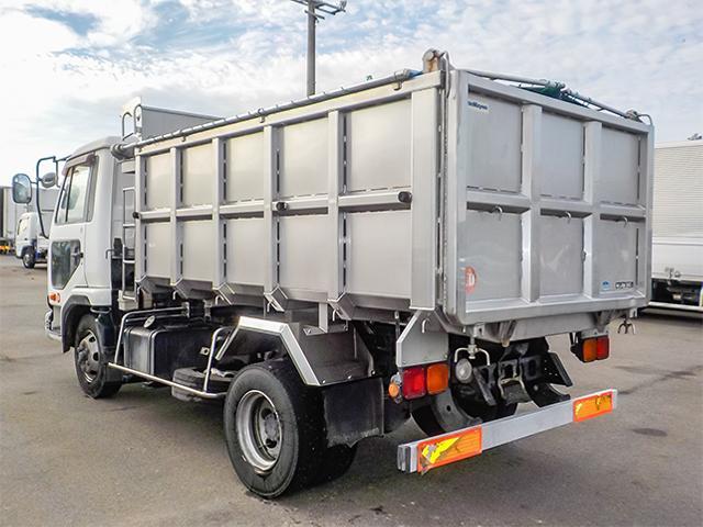 コンドル オ-ルステンレス製深ダンプ 土砂禁 電動コボレーン フェンダーステンレス 最大積載3,600kg 荷台寸法(長319×幅190×高106) 4トン 4t 対応免許/8t限定中型免許(6枚目)