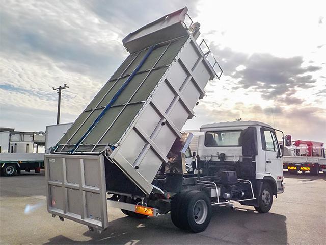 コンドル オ-ルステンレス製深ダンプ 土砂禁 電動コボレーン フェンダーステンレス 最大積載3,600kg 荷台寸法(長319×幅190×高106) 4トン 4t 対応免許/8t限定中型免許(8枚目)