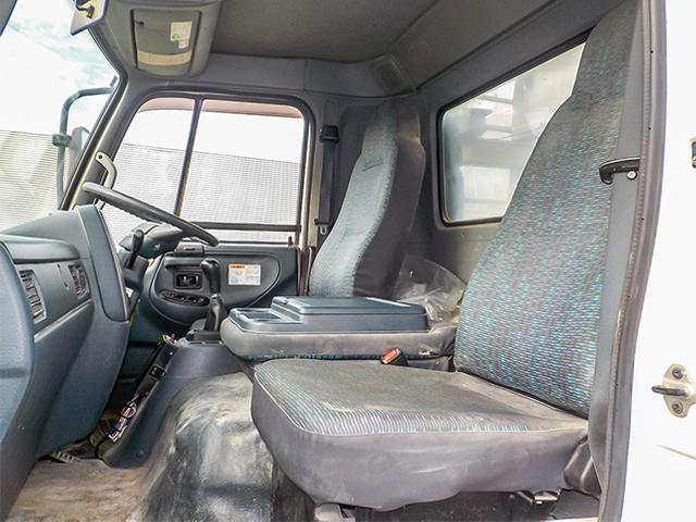 コンドル オ-ルステンレス製深ダンプ 土砂禁 電動コボレーン フェンダーステンレス 最大積載3,600kg 荷台寸法(長319×幅190×高106) 4トン 4t 対応免許/8t限定中型免許(30枚目)