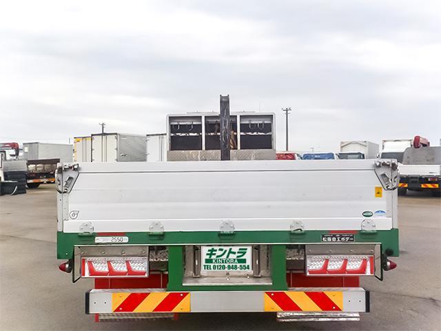 ファイター 　アルミブロック平ボディ　車検付き　ワイドボディ　後輪エアサス　アルミホイール　最大積載２，５５０ｋｇ　荷台寸法（長５９９×幅２４０×高４８）　４トン　４ｔ　対応免許／８ｔ限定中型免許（7枚目）