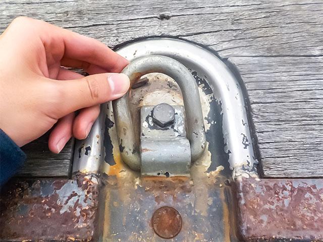 ファイター 　アルミブロック平ボディ　車検付き　ワイドボディ　後輪エアサス　アルミホイール　最大積載２，５５０ｋｇ　荷台寸法（長５９９×幅２４０×高４８）　４トン　４ｔ　対応免許／８ｔ限定中型免許（12枚目）