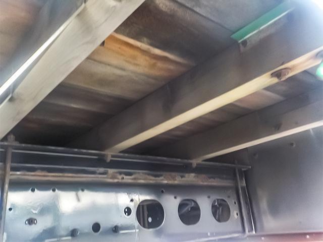 ファイター 　アルミブロック平ボディ　車検付き　ワイドボディ　後輪エアサス　アルミホイール　最大積載２，５５０ｋｇ　荷台寸法（長５９９×幅２４０×高４８）　４トン　４ｔ　対応免許／８ｔ限定中型免許（14枚目）