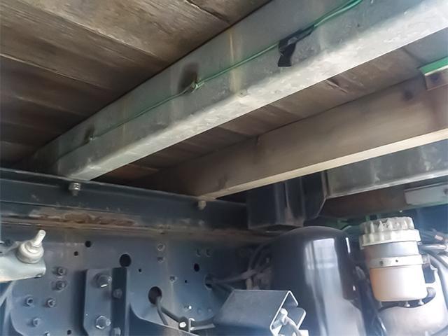 ファイター 　アルミブロック平ボディ　車検付き　ワイドボディ　後輪エアサス　アルミホイール　最大積載２，５５０ｋｇ　荷台寸法（長５９９×幅２４０×高４８）　４トン　４ｔ　対応免許／８ｔ限定中型免許（15枚目）