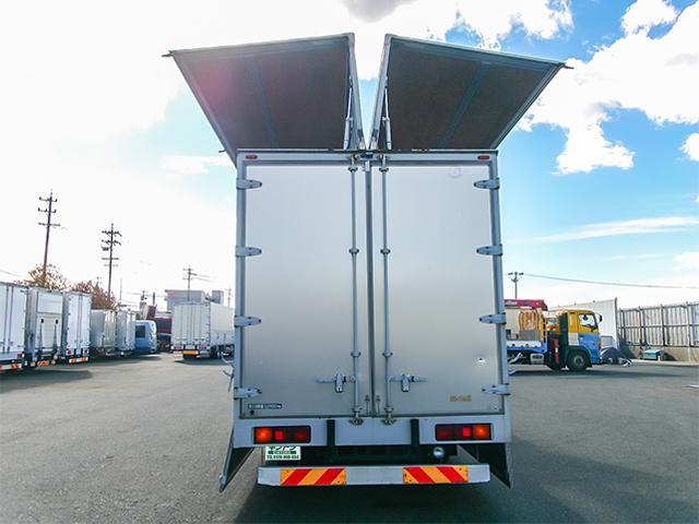 ヒノレンジャー 　トランテックス製アルミウイング　ワイドボディ　後輪エアサス　ラッシングレール　最大積載２，９００ｋｇ　荷台寸法（長６２７×幅２４０×高２４０）　４トン　４ｔ　対応免許／８ｔ限定中型免許（15枚目）