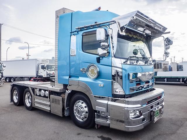 プロフィア 　トレーラーヘッド　トラクタ　第五輪荷重１５，８００ｋｇ　５２０馬力　一括緩和　車検あり　ハイルーフ　流体式リターダー　前出しバンパー　２デフ　ＡＳ－ｔｒｏｎｉｃ　１０トン　１０ｔ　対応免許／大型免許（3枚目）