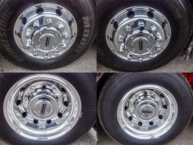 プロフィア 　トレーラーヘッド　トラクタ　第五輪荷重１５，８００ｋｇ　５２０馬力　一括緩和　車検あり　ハイルーフ　流体式リターダー　前出しバンパー　２デフ　ＡＳ－ｔｒｏｎｉｃ　１０トン　１０ｔ　対応免許／大型免許（17枚目）