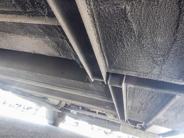 メルファ 送迎仕様中大型バス 立ち席含め48人乗り リクライニング付モケットシート 貫通トランク ルームラック 自動折れ戸 後輪エアサス 対応免許/大型免許(29枚目)