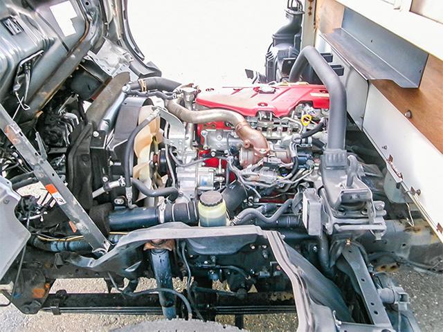 デュトロ 　平ボディ　ハイグレード　ロングボディ　ワイドボディ　積載３０００ｋｇ　荷台寸法（長４３８×幅２０９×高３８）　２トン　２ｔ　対応免許／準中型免許（22枚目）