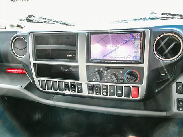 デュトロ 　平ボディ　ハイグレード　ロングボディ　ワイドボディ　積載３０００ｋｇ　荷台寸法（長４３８×幅２０９×高３８）　２トン　２ｔ　対応免許／準中型免許（29枚目）