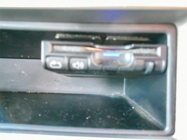 デュトロ 　平ボディ　ハイグレード　ロングボディ　ワイドボディ　積載３０００ｋｇ　荷台寸法（長４３８×幅２０９×高３８）　２トン　２ｔ　対応免許／準中型免許（30枚目）