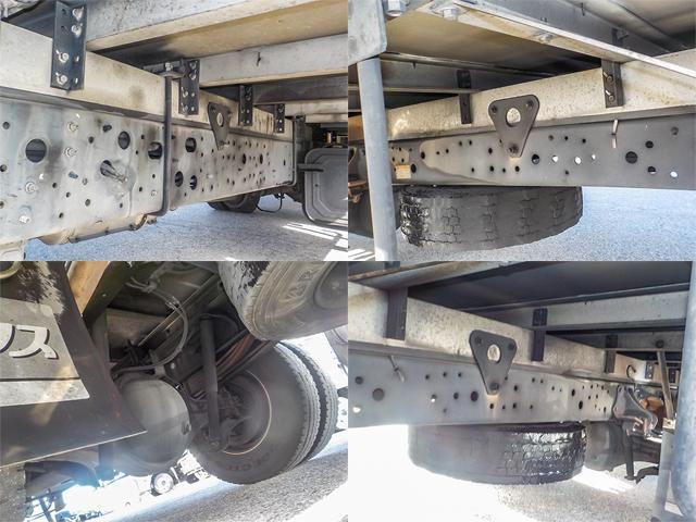 ヒノレンジャー 　冷蔵冷凍車　菱重冷凍機　床：キーストン　低温設定　ジョルダー４列　ワイドボディ　積載２８５０ｋｇ　荷台寸法（長６２８×幅２２６×高２０１）　４トン　４ｔ　対応免許／８ｔ限定中型免許（17枚目）