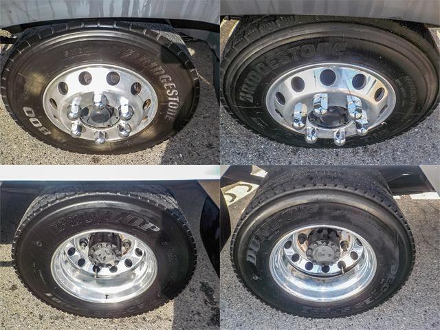 ヒノレンジャー 　冷蔵冷凍車　菱重冷凍機　床：キーストン　低温設定　ジョルダー４列　ワイドボディ　積載２８５０ｋｇ　荷台寸法（長６２８×幅２２６×高２０１）　４トン　４ｔ　対応免許／８ｔ限定中型免許（19枚目）