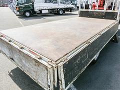 最大積載量２０００ｋｇ 3