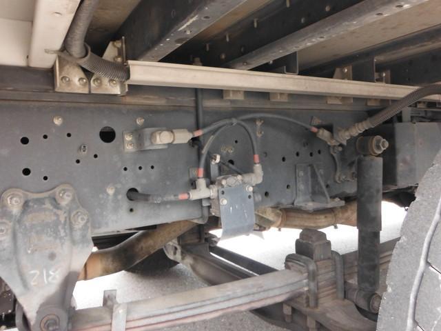 ギガ 　冷凍ウイング　－３０℃設定　サブエンジン式　スタンバイ　荷台床アルミ鉄板　低床４軸（21枚目）