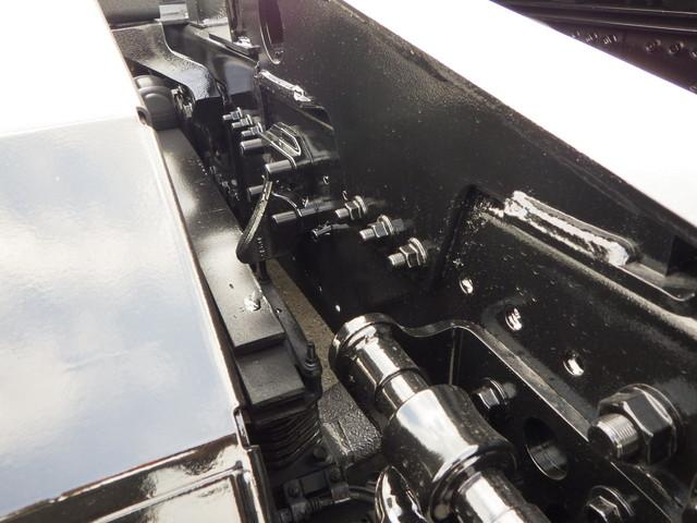 プロフィア  2デフ 第5輪荷重:18000kg メッキ付(15枚目)