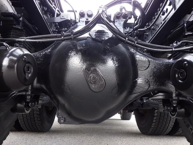 プロフィア  2デフ 第5輪荷重:18000kg メッキ付(18枚目)