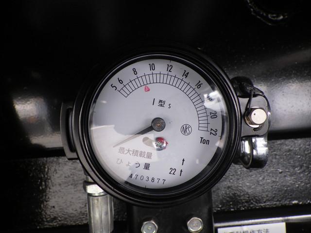 プロフィア 土砂ダンプ 2デフ Lゲート メッキ付 新明和工業 自動シート 自重計(17枚目)