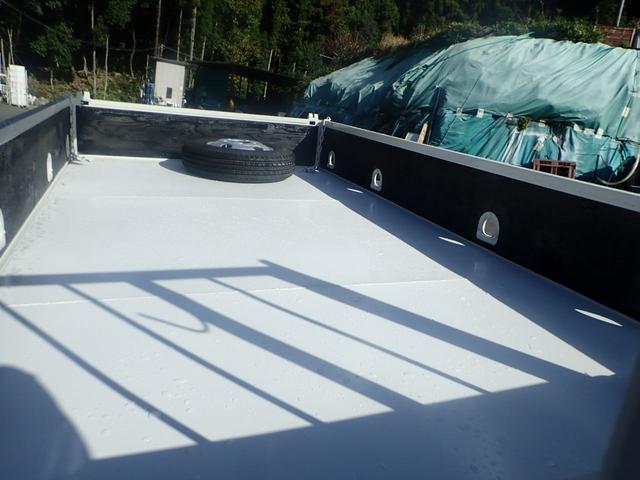 デュトロ 高床　ディーゼル　ターボ　小型　トラック　３トン　タダノ　４段　ラジコン　クレーン　積載３ｔ　標準　ロング　ヒノ　デュトロ　２．６３ｔ吊　全塗装　排ガスマフラー洗浄　荷台内寸　Ｌ３５０　Ｗ１７８　Ｈ３８．５　床鉄板　横ネタ補強　ＤＰＲ　（２２９６）（32枚目）