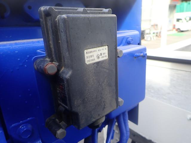 デュトロ 高床　ディーゼル　ターボ　小型　トラック　３トン　タダノ　４段　ラジコン　クレーン　積載３ｔ　標準　ロング　ヒノ　デュトロ　２．６３ｔ吊　全塗装　排ガスマフラー洗浄　荷台内寸　Ｌ３５０　Ｗ１７８　Ｈ３８．５　床鉄板　横ネタ補強　ＤＰＲ　（２２９６）（38枚目）