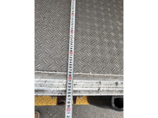 トヨエース 冷凍冷蔵車　冷凍冷蔵車（－２２℃〜３５℃）　上物→東プレ　４ＷＤ　ＭＴ　ＥＴＣ　バックカメラ　電動格納ミラー　エアコン　パワーウィンドウ　運転席エアバッグ　ミュージックプレイヤー接続可　全塗装済（25枚目）