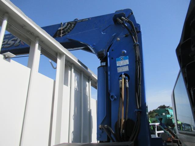 ヒノレンジャー 　ＦＥ７ＪＬＡＡ　タダノ４段ラジコンフックイン　最大積載量７７００ｋｇ　６ＭＴ　２４０馬力　床鉄板張り（29枚目）